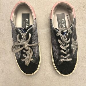Women's Golden Goose superstar suede an glitter low top Sneakers